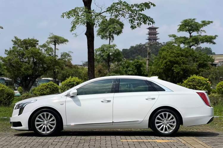 Used Cadillac XTS 2018 28T Tech Edition Exterior 3
