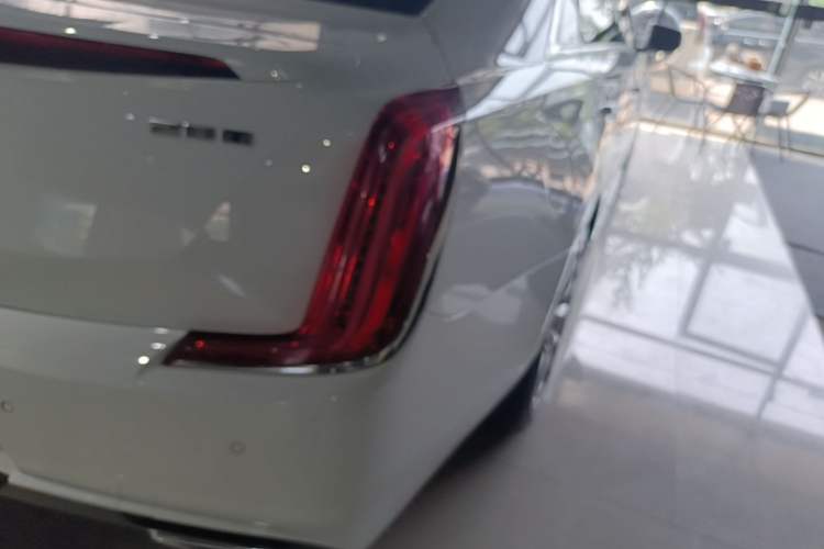 Used Cadillac XTS 2018 28T Tech Edition Exterior 3