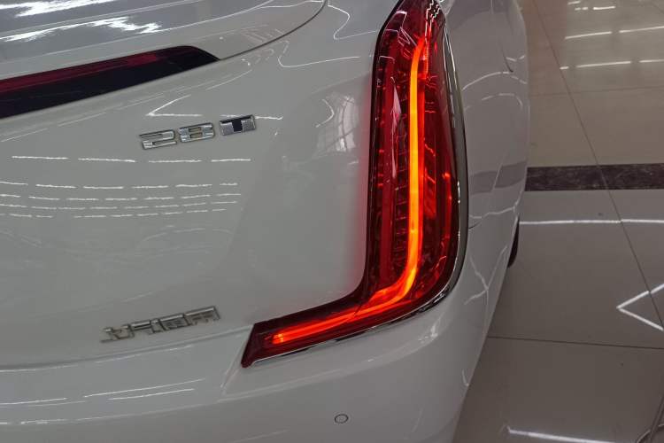 Used Cadillac XTS 2018 28T Tech Edition Exterior 3