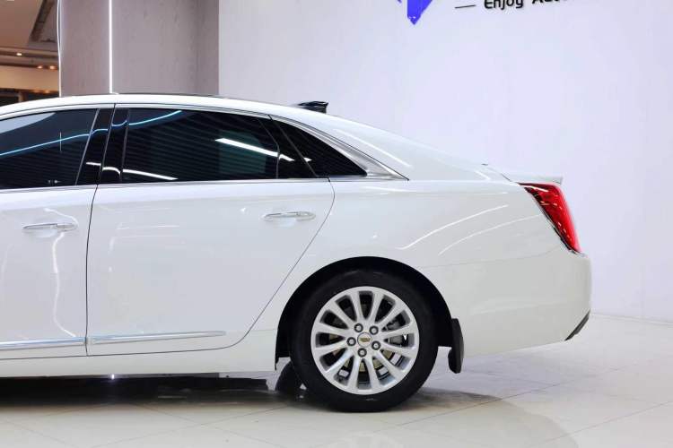 Used Cadillac XTS 2018 28T Luxury Edition Exterior 3