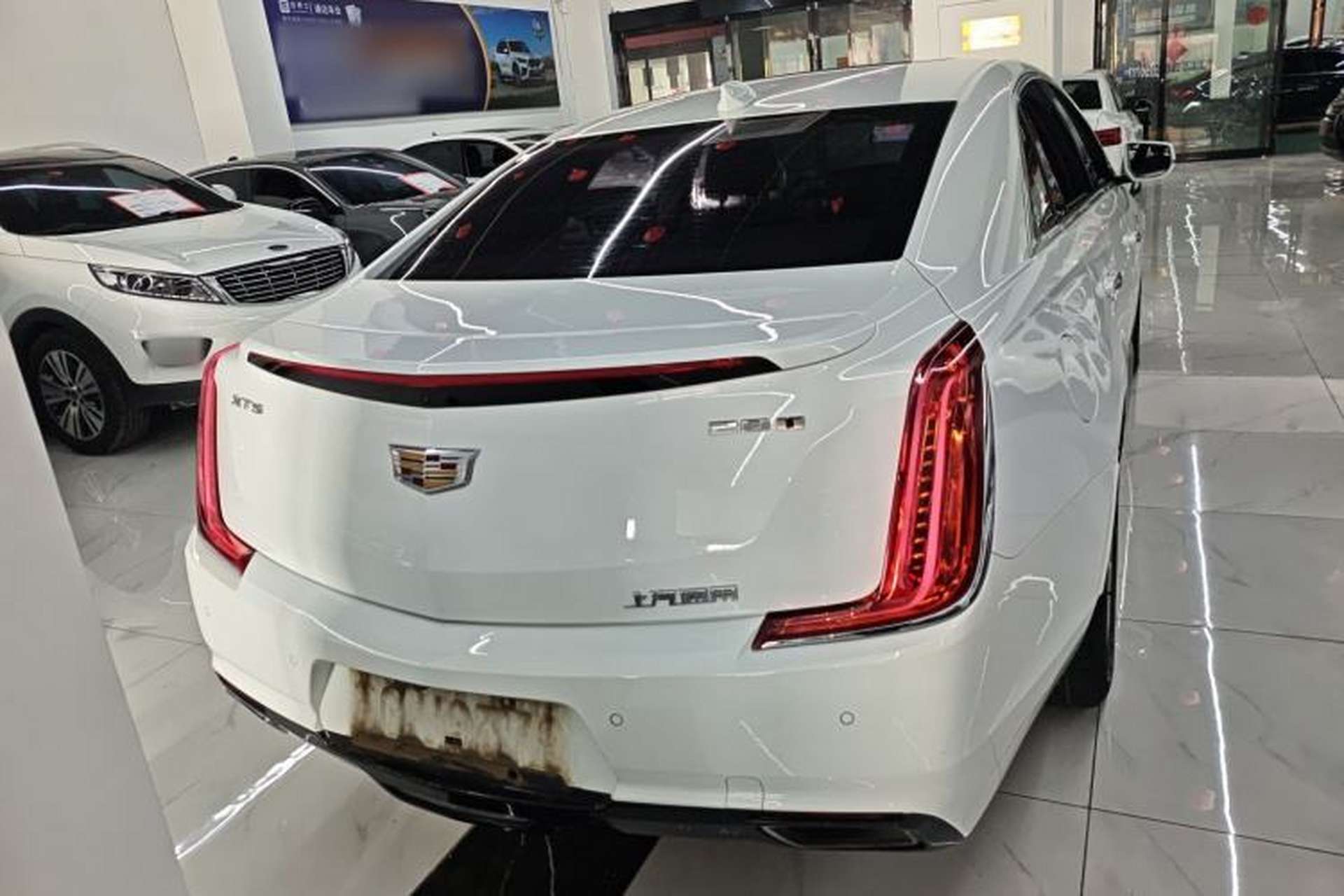 Used Cadillac XTS 2018 28T Tech Edition Exterior 4