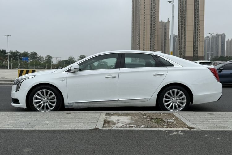 Used Cadillac XTS 2018 28T Tech Edition Exterior 4