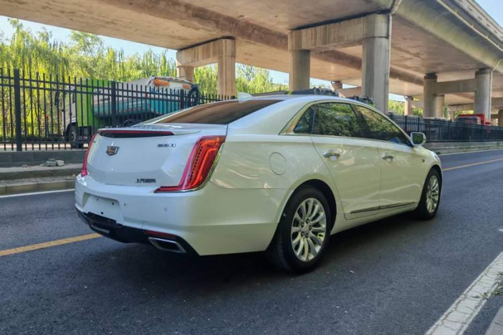 Used Cadillac XTS 2018 28T Elite Edition Exterior 4