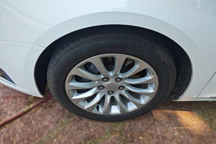 Used Cadillac XTS 2018 28T Tech Edition Exterior 4