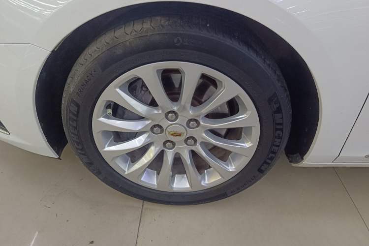 Used Cadillac XTS 2018 28T Tech Edition Exterior 4