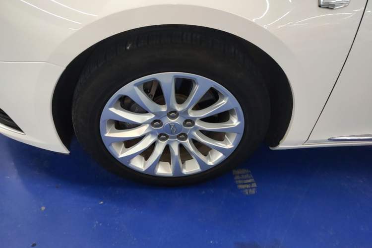 Used Cadillac XTS 2018 28T Tech Edition Exterior 4