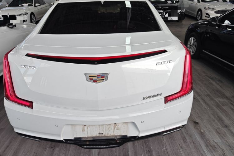 Used Cadillac XTS 2018 28T Elite Edition Exterior 4