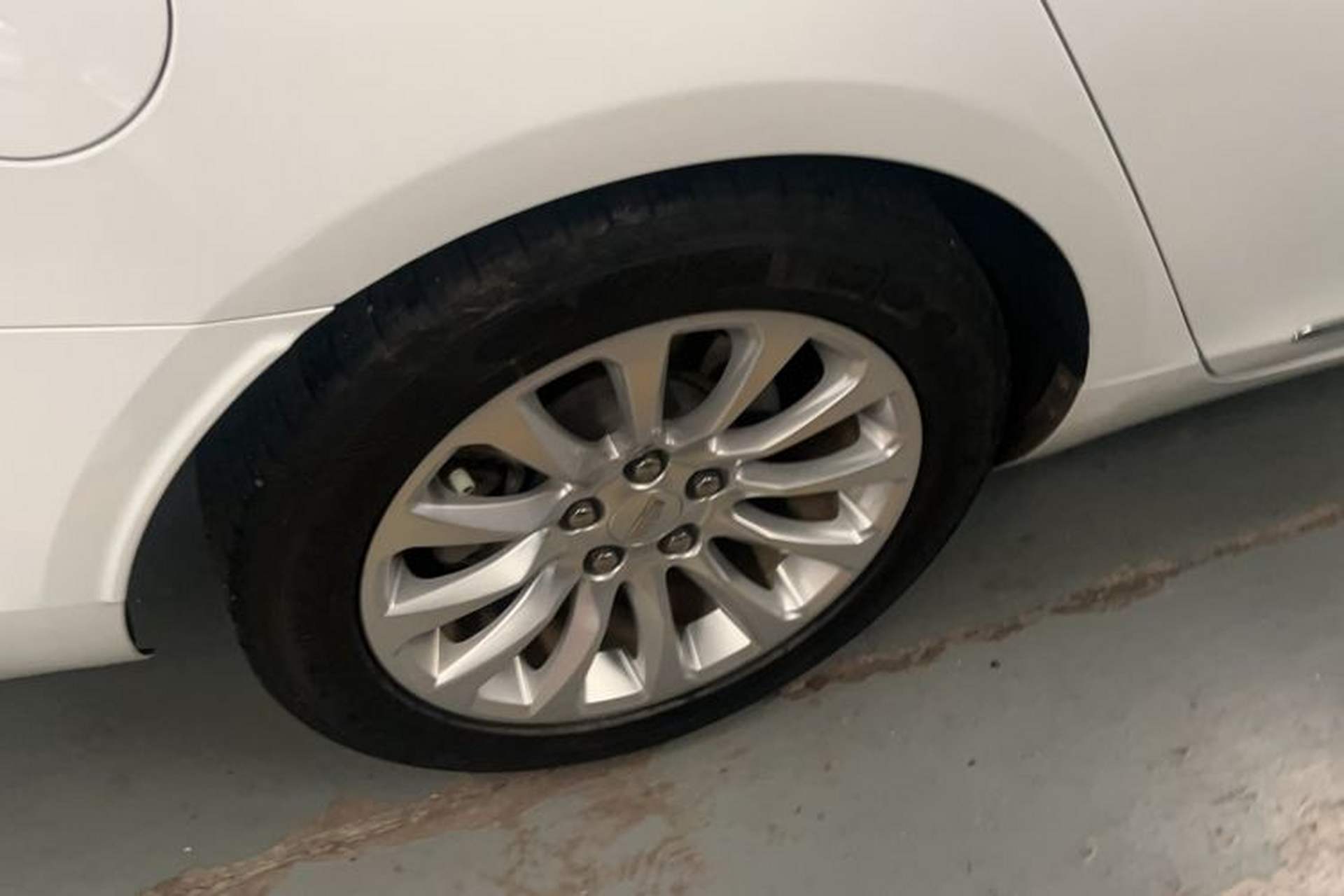 Used Cadillac XTS 2018 28T Tech Edition Exterior 4