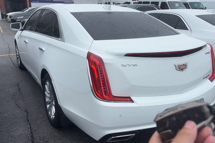 Used Cadillac XTS 2018 28T Tech Edition Exterior 4