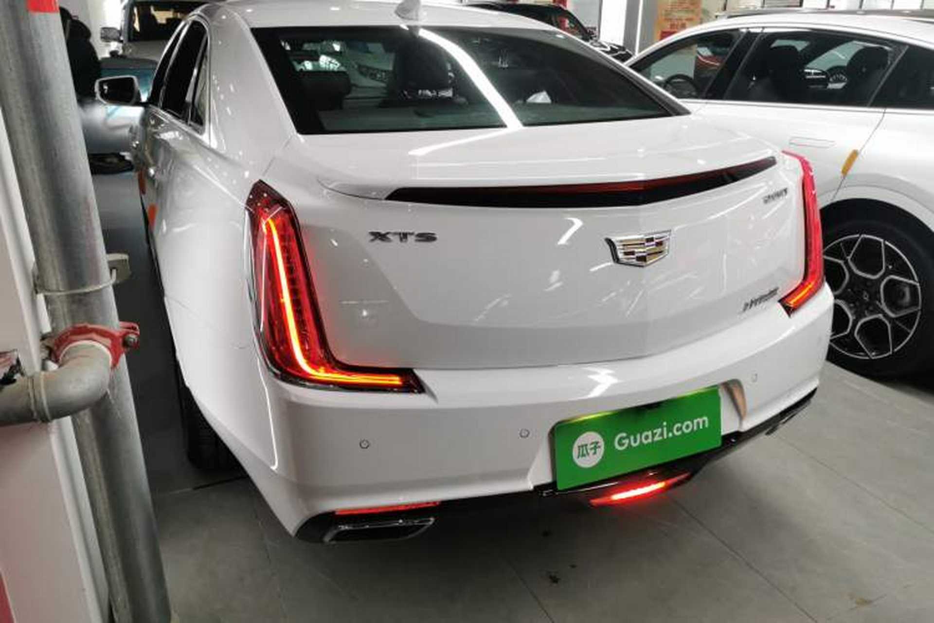Used Cadillac XTS 2018 28T Tech Edition Exterior 4