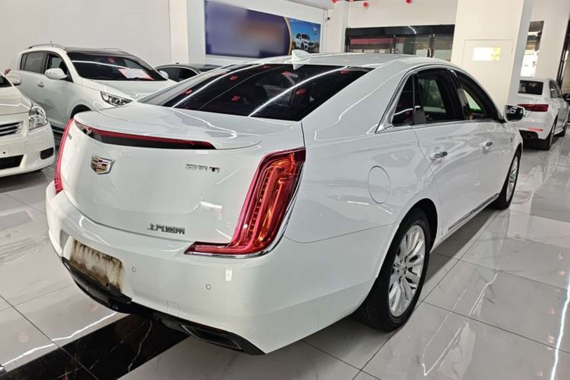 Used Cadillac XTS 2018 28T Tech Edition Exterior 5