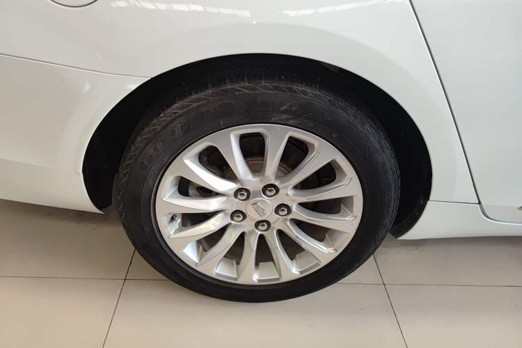 Used Cadillac XTS 2018 28T Tech Edition Exterior 5