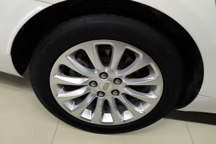 Used Cadillac XTS 2018 28T Tech Edition Exterior 5