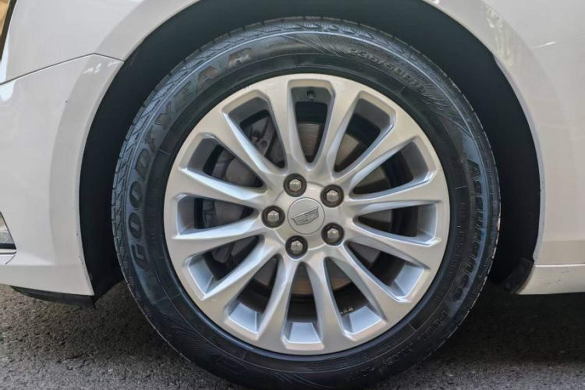 Used Cadillac XTS 2018 28T Elite Edition Exterior 5