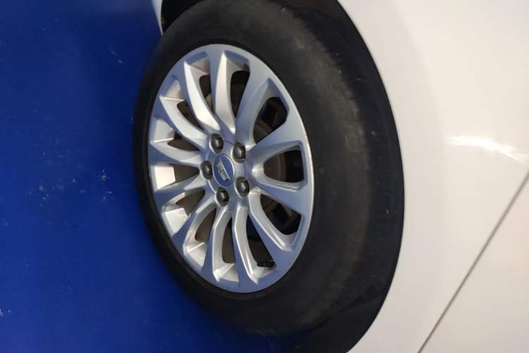 Used Cadillac XTS 2018 28T Tech Edition Exterior 5