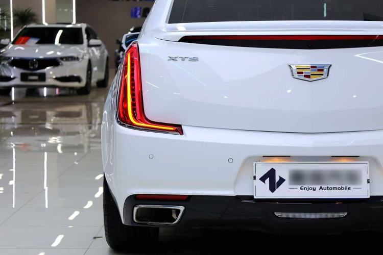 Used Cadillac XTS 2018 28T Elite Edition Exterior 5