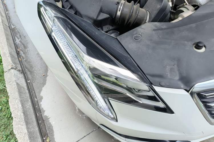 Used Cadillac XTS 2018 28T Tech Edition Exterior 6