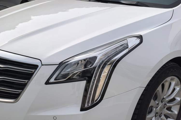 Used Cadillac XTS 2018 28T Elite Edition Exterior 7