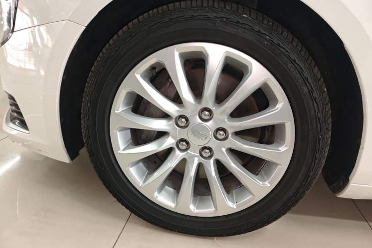 Used Cadillac XTS 2018 28T Tech Edition Exterior 7