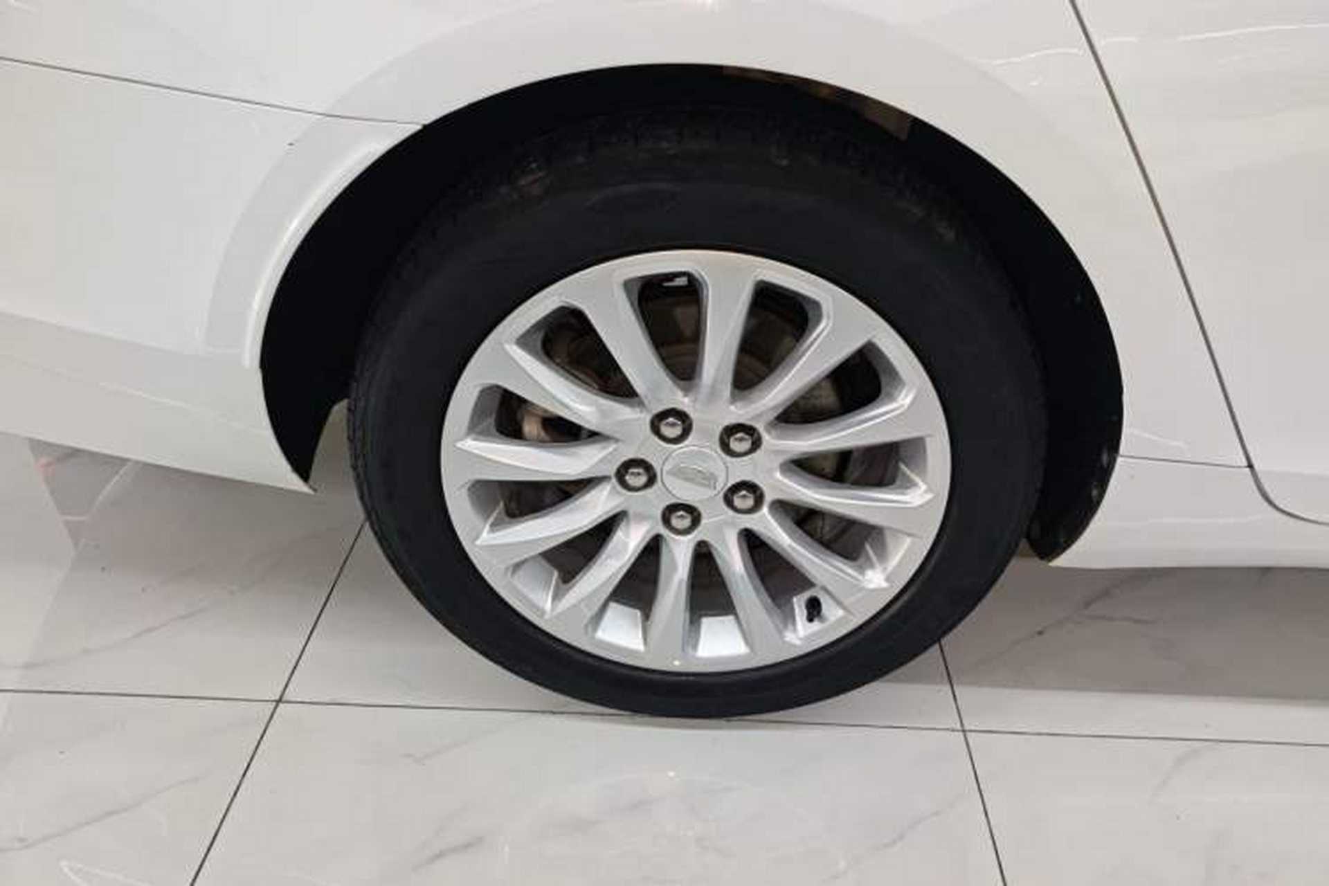 Used Cadillac XTS 2018 28T Tech Edition Exterior 8