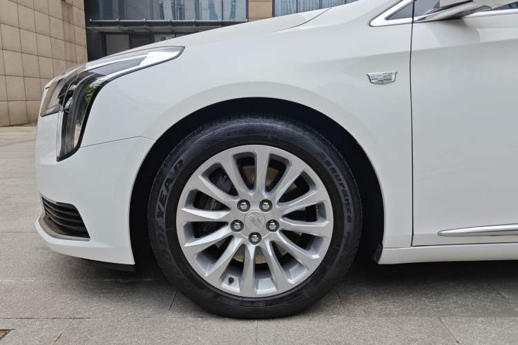 Used Cadillac XTS 2018 28T Tech Edition Exterior 8