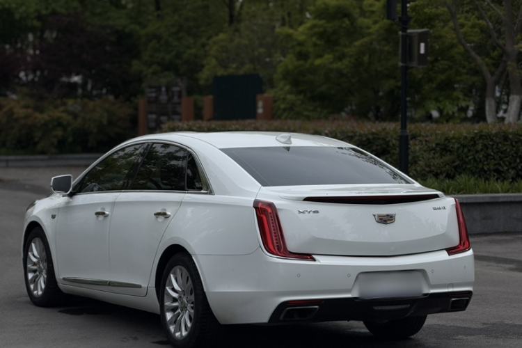 Used Cadillac XTS 2018 28T Tech Edition Exterior 9