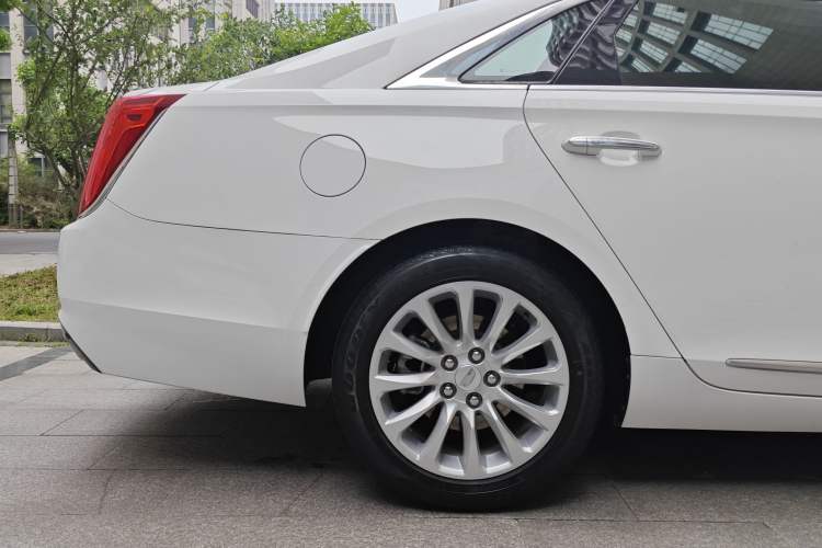 Used Cadillac XTS 2018 28T Tech Edition Exterior 9