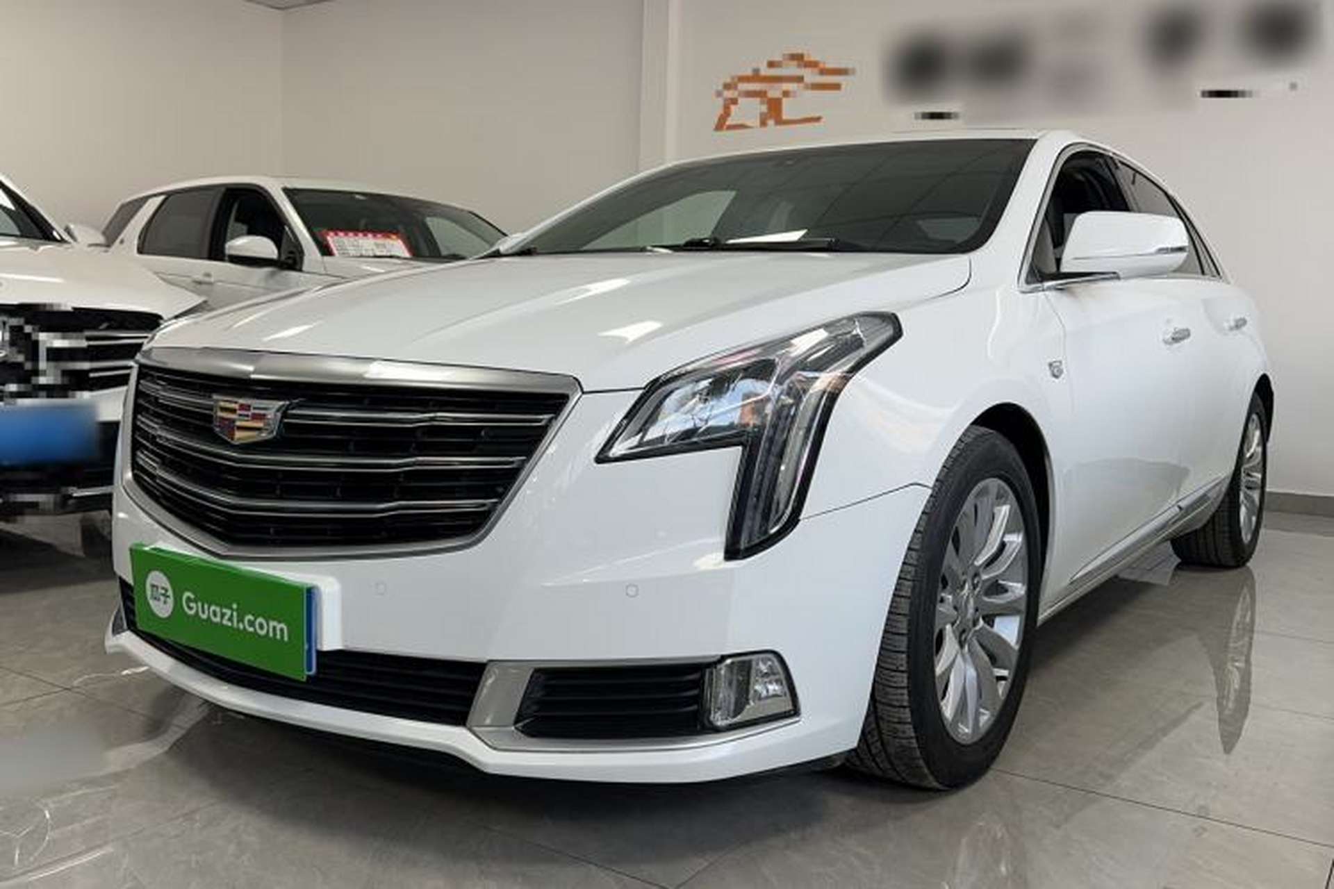 Used Cadillac XTS 2018 28T Elite Edition Front Left 45 Deg