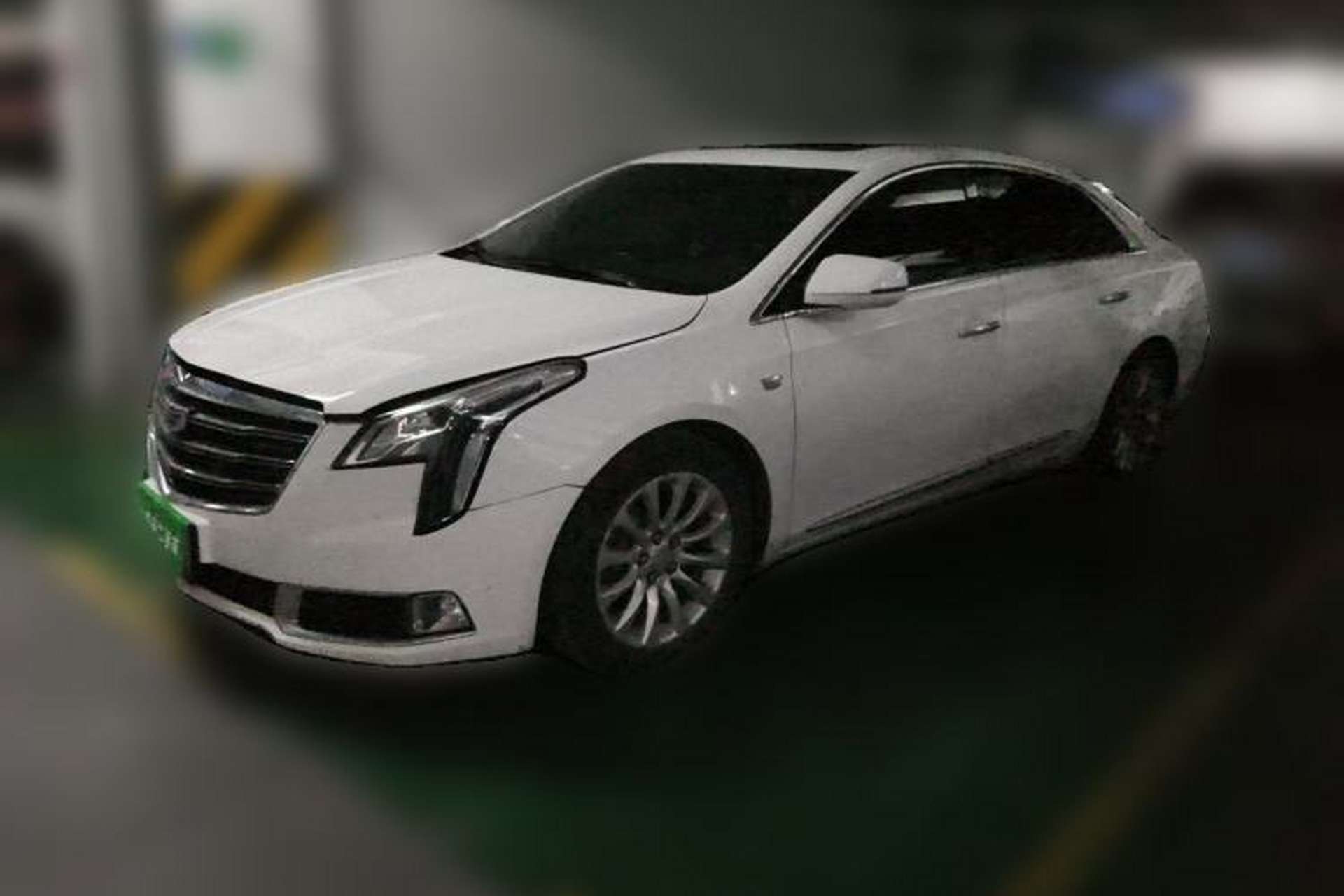Used Cadillac XTS 2018 28T Elite Edition Front Left 45 Deg
