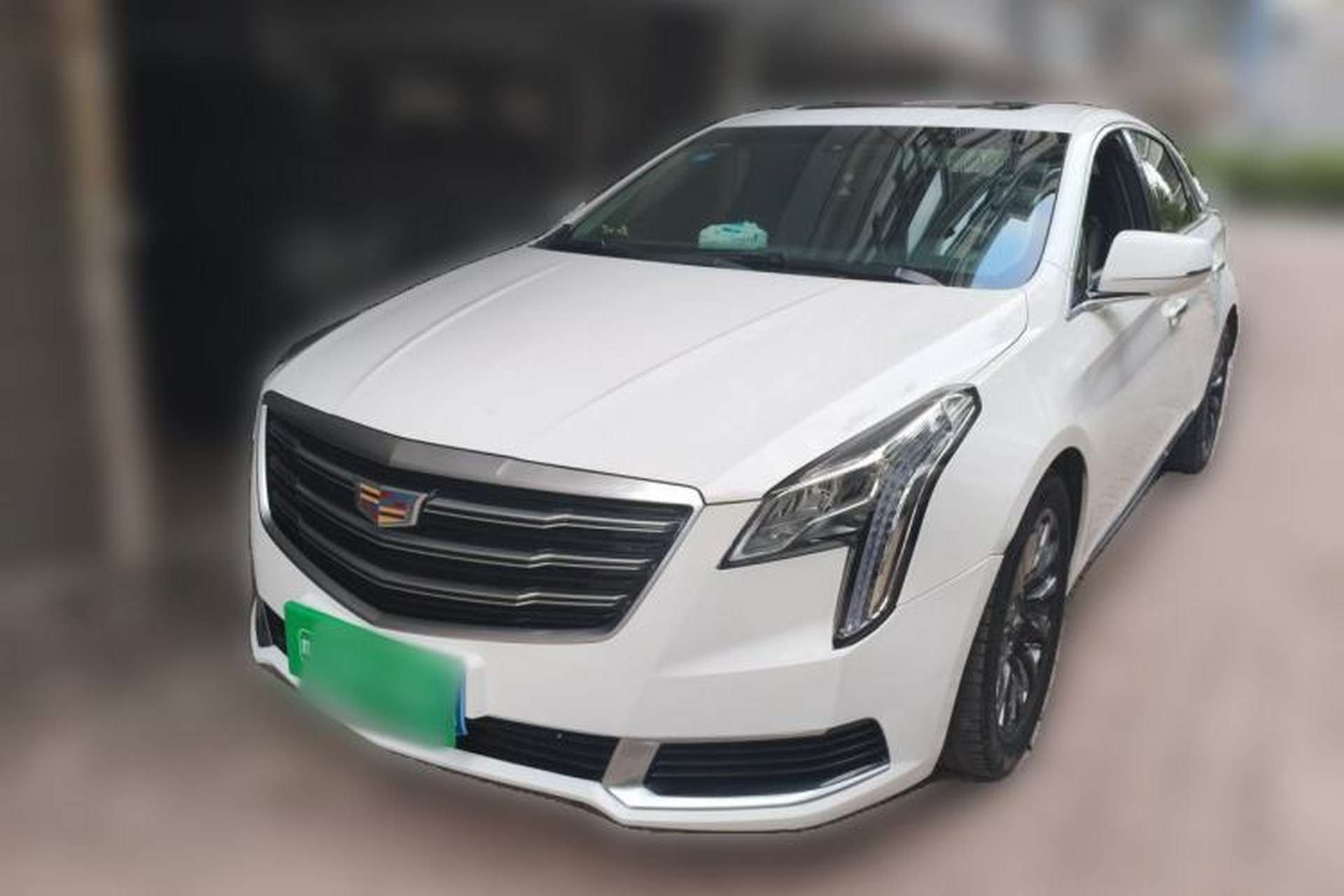 Used Cadillac XTS 2018 28T Tech Edition Front Left 45 Deg