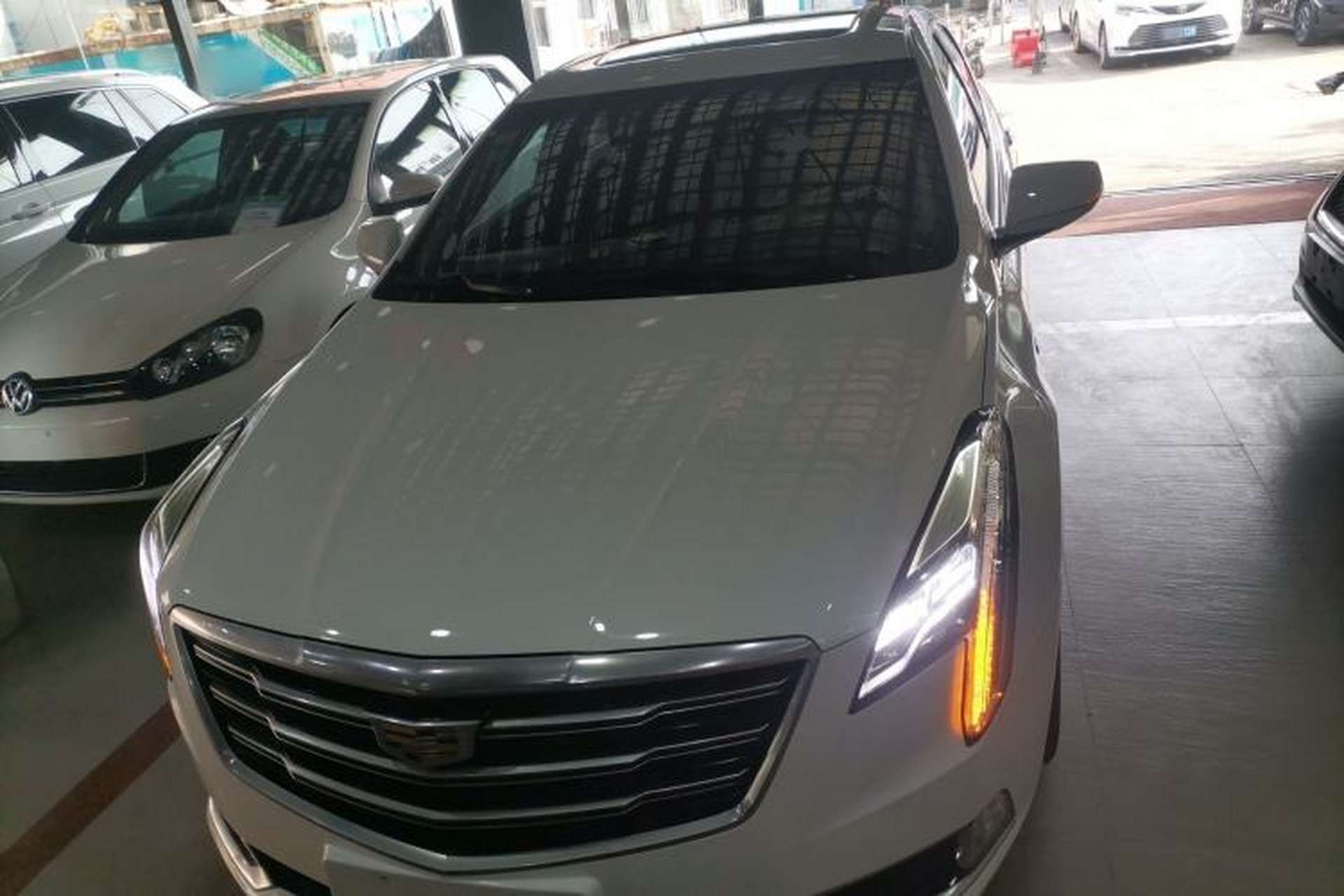 Used Cadillac XTS 2018 28T Elite Edition Front