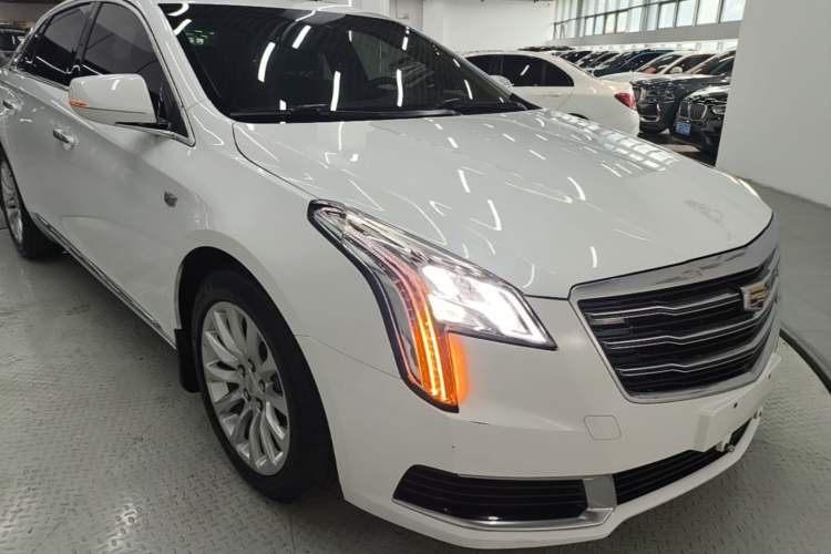 Used Cadillac XTS 2018 28T Tech Edition Front Right 45 Deg