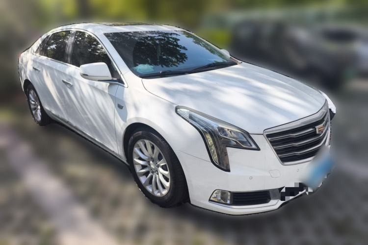 Used Cadillac XTS 2018 28T Elite Edition Front Right 45 Deg