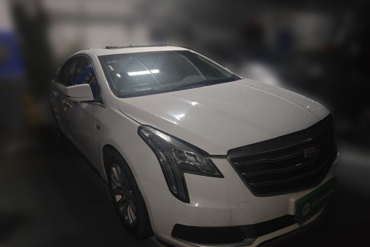 Used Cadillac XTS 2018 28T Tech Edition Front Right 45 Deg
