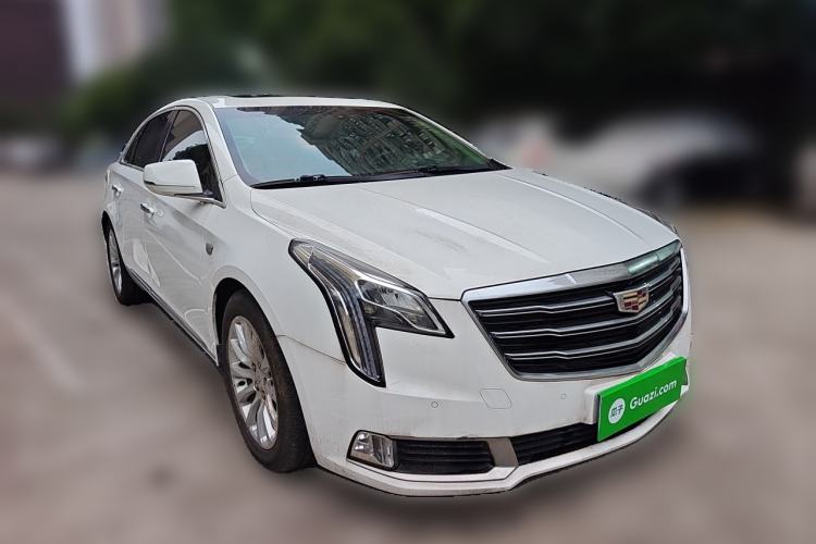 Used Cadillac XTS 2018 28T Elite Edition Front Right 45 Deg