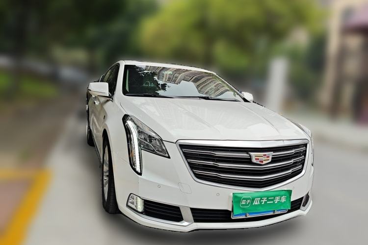Used Cadillac XTS 2018 28T Elite Edition Front Right 45 Deg