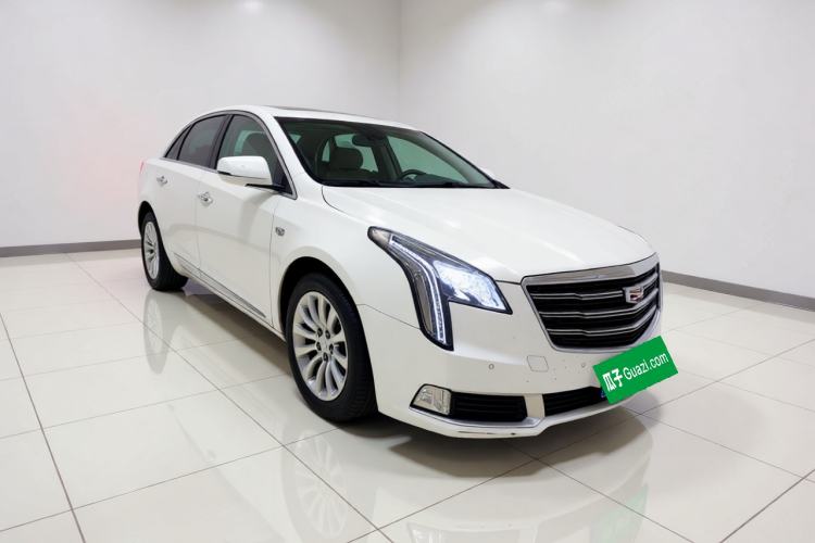 Used Cadillac XTS 2018 28T Luxury Edition Front Right 45 Deg