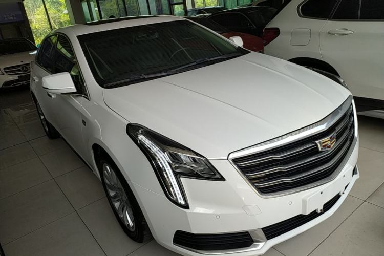 Used Cadillac XTS 2018 28T Tech Edition Front Right 45 Deg