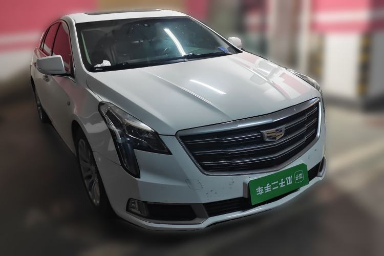 Used Cadillac XTS 2018 28T Elite Edition Front Right 45 Deg