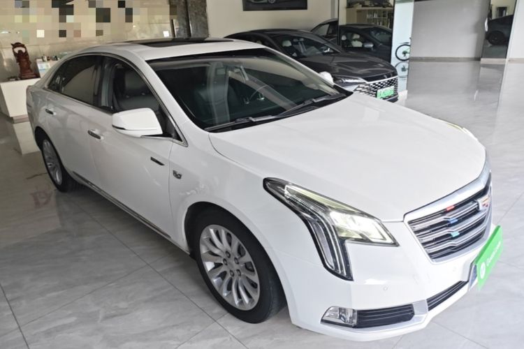 Used Cadillac XTS 2018 28T Elite Edition Front Right 45 Deg