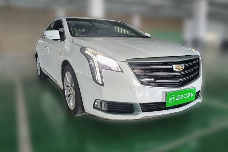 Used Cadillac XTS 2018 28T Elite Edition Front Right 45 Deg