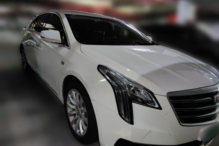 Used Cadillac XTS 2018 28T Tech Edition Front Right 45 Deg