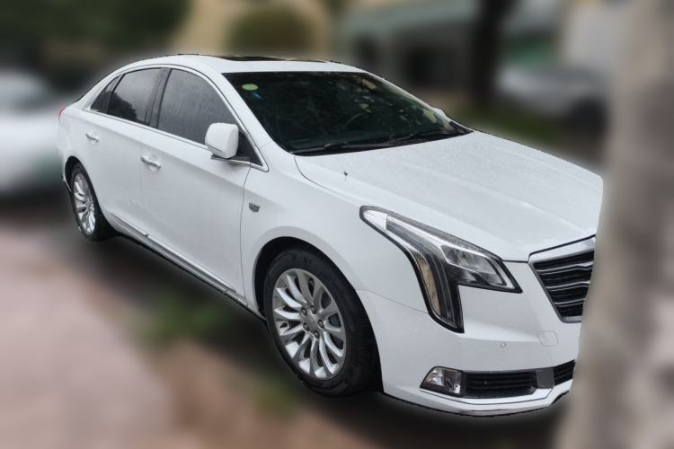 Used Cadillac XTS 2018 28T Elite Edition Front Right 45 Deg