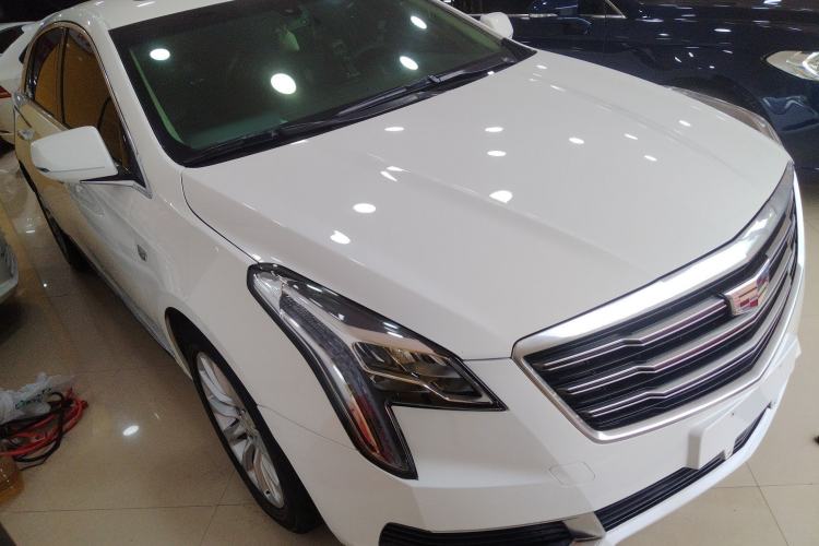 Used Cadillac XTS 2018 28T Tech Edition Front Right 45 Deg
