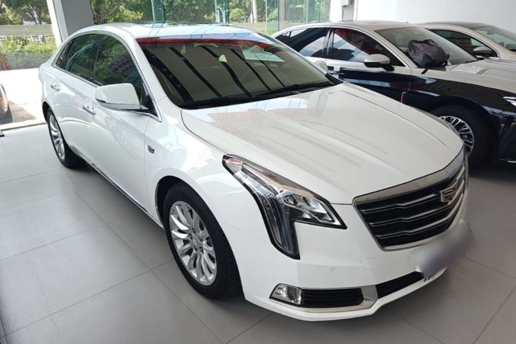Used Cadillac XTS 2018 28T Elite Edition Front Right 45 Deg