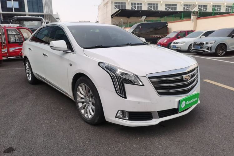 Used Cadillac XTS 2018 28T Elite Edition Front Right 45 Deg