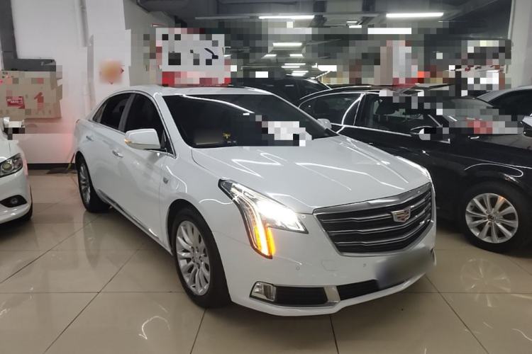 Used Cadillac XTS 2018 28T Elite Edition Front Right 45 Deg