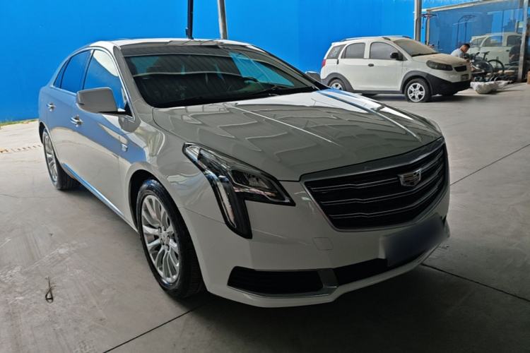 Used Cadillac XTS 2018 28T Tech Edition Front Right 45 Deg