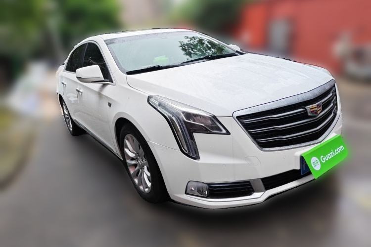 Used Cadillac XTS 2018 28T Elite Edition Front Right 45 Deg