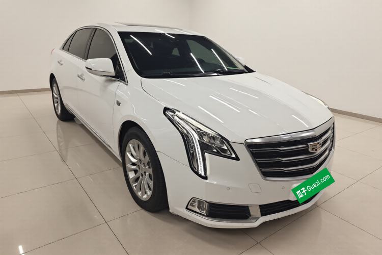 Used Cadillac XTS 2018 28T Elite Edition Front Right 45 Deg
